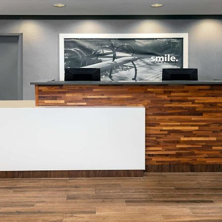 Hampton Inn Petersburg - Southpark Mall Колониал-Хайтс Экстерьер фото
