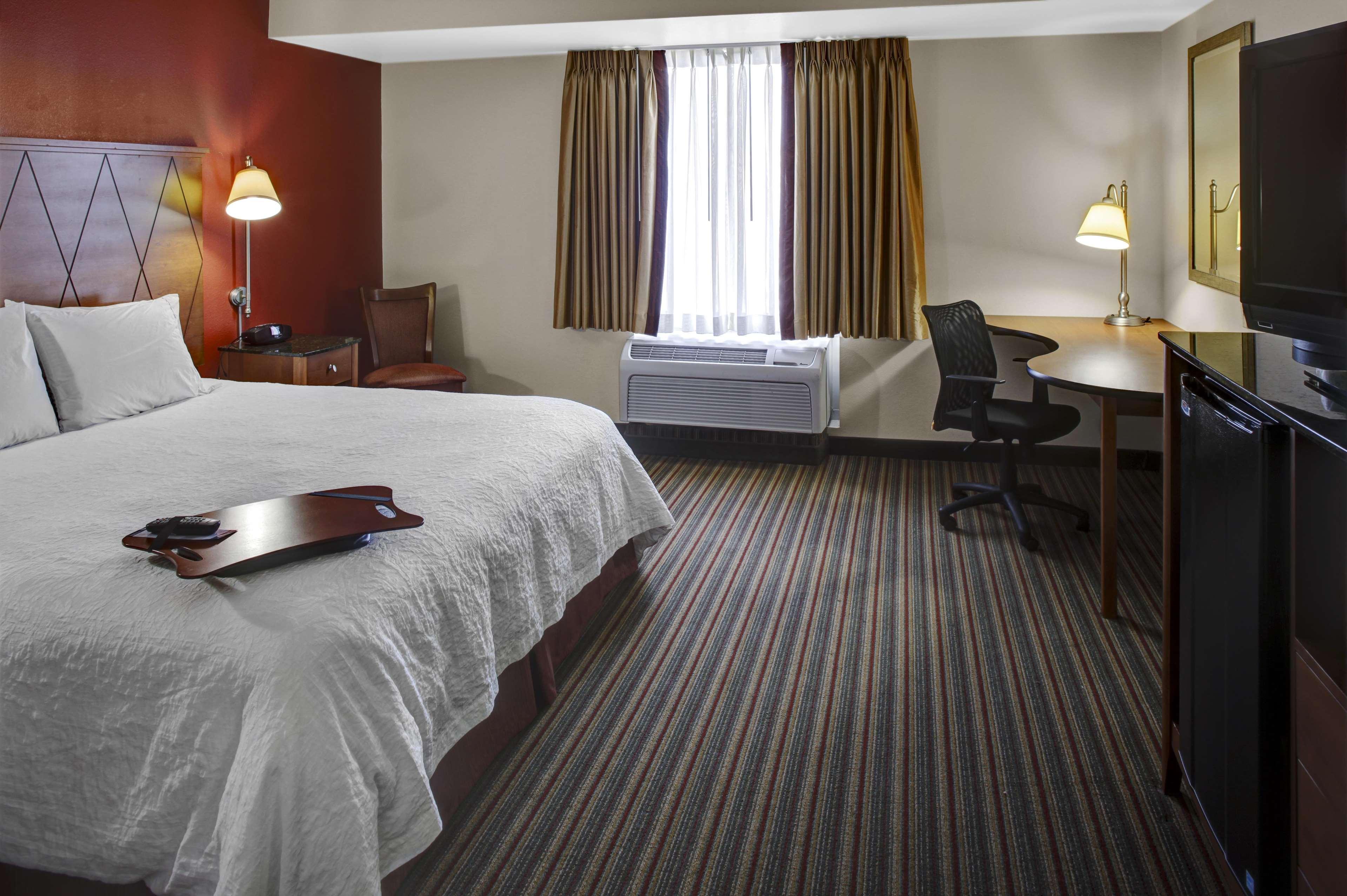 Hampton Inn Petersburg - Southpark Mall Колониал-Хайтс Экстерьер фото