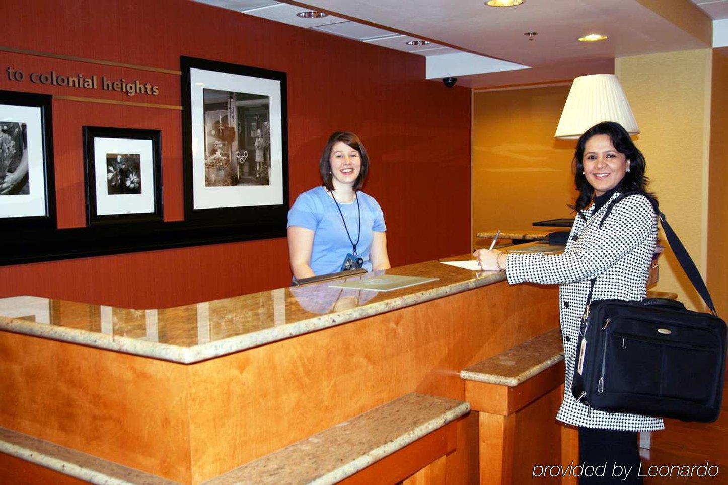 Hampton Inn Petersburg - Southpark Mall Колониал-Хайтс Интерьер фото